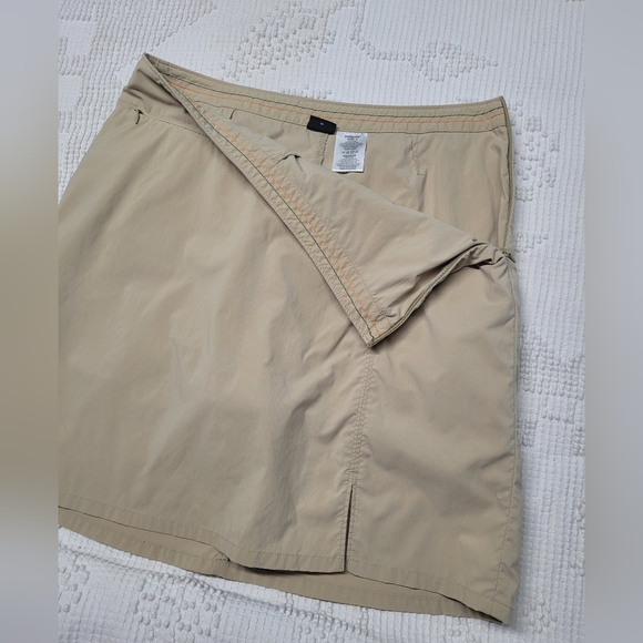 Patagonia Tan Skirt, With Shorts Underneath, Size 8, Skort With Side Zipper - Picture 10 of 11